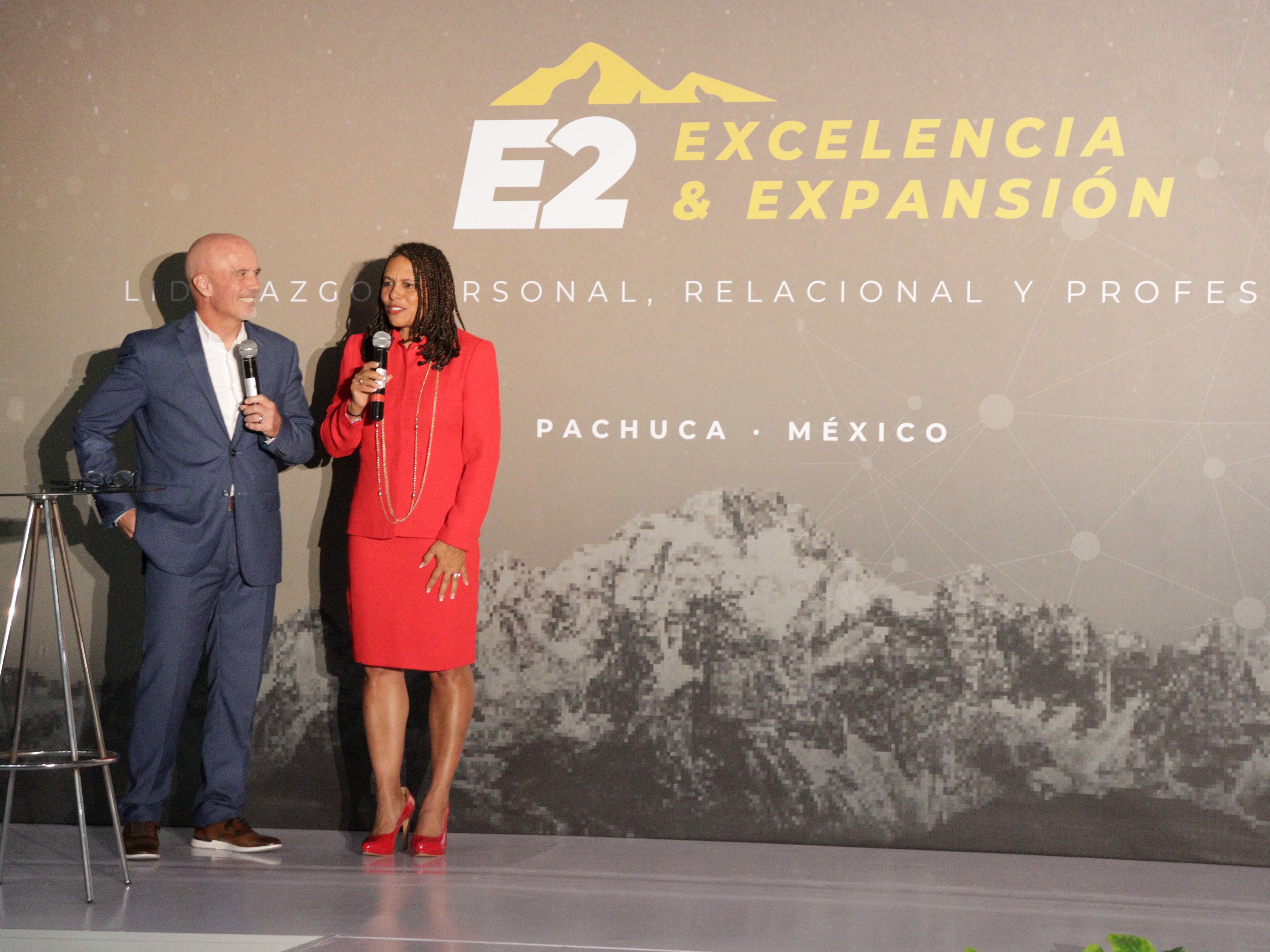 Capacitación Empresarial Dr. Andrés Bucksot